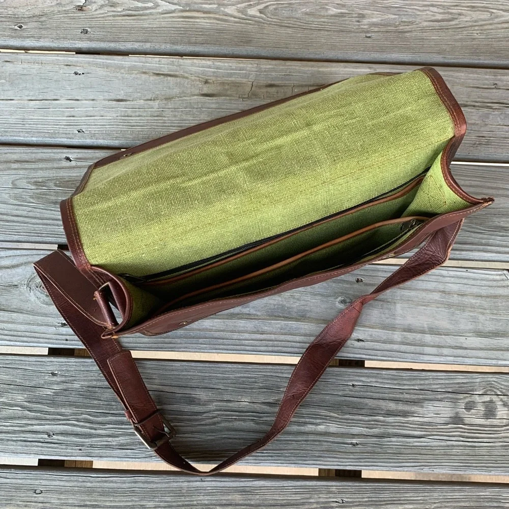 Leather Messenger Laptop Bag - Brown